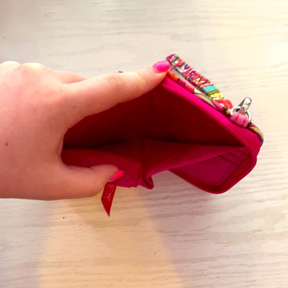 Vera Bradley Wallet, has wristlet - Picture 5 of 6